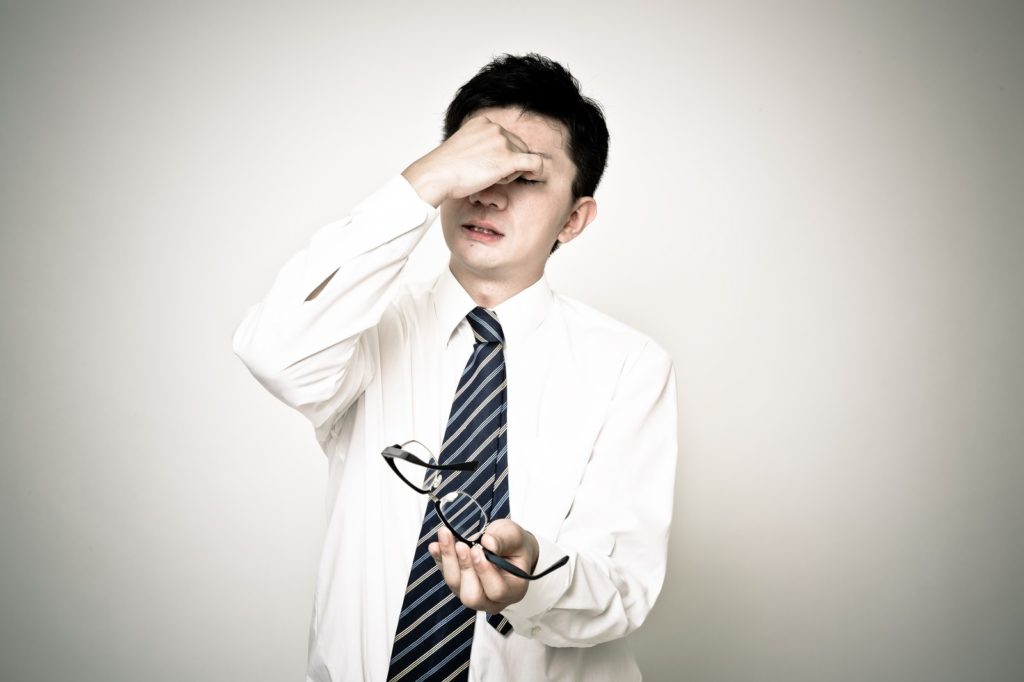 眠れないからと言って、俺の眠りを妨げるな！ 当直の夜